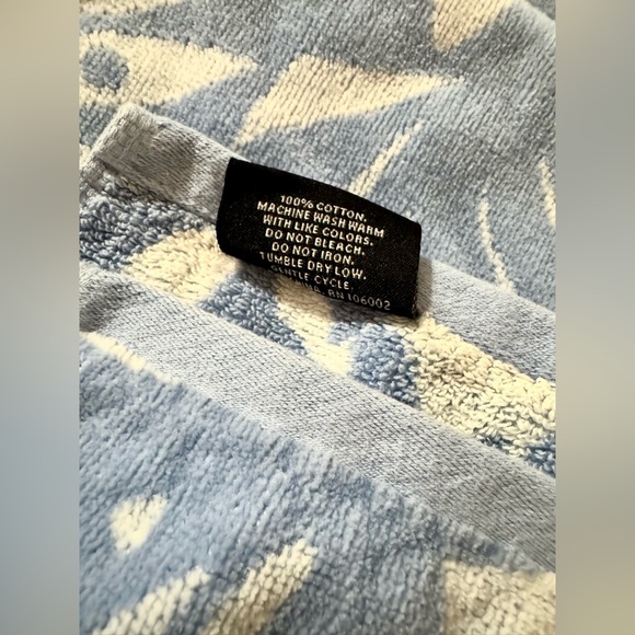 Rachel Zoe Beach Towel 🌴☀️ - Picture 5 of 5